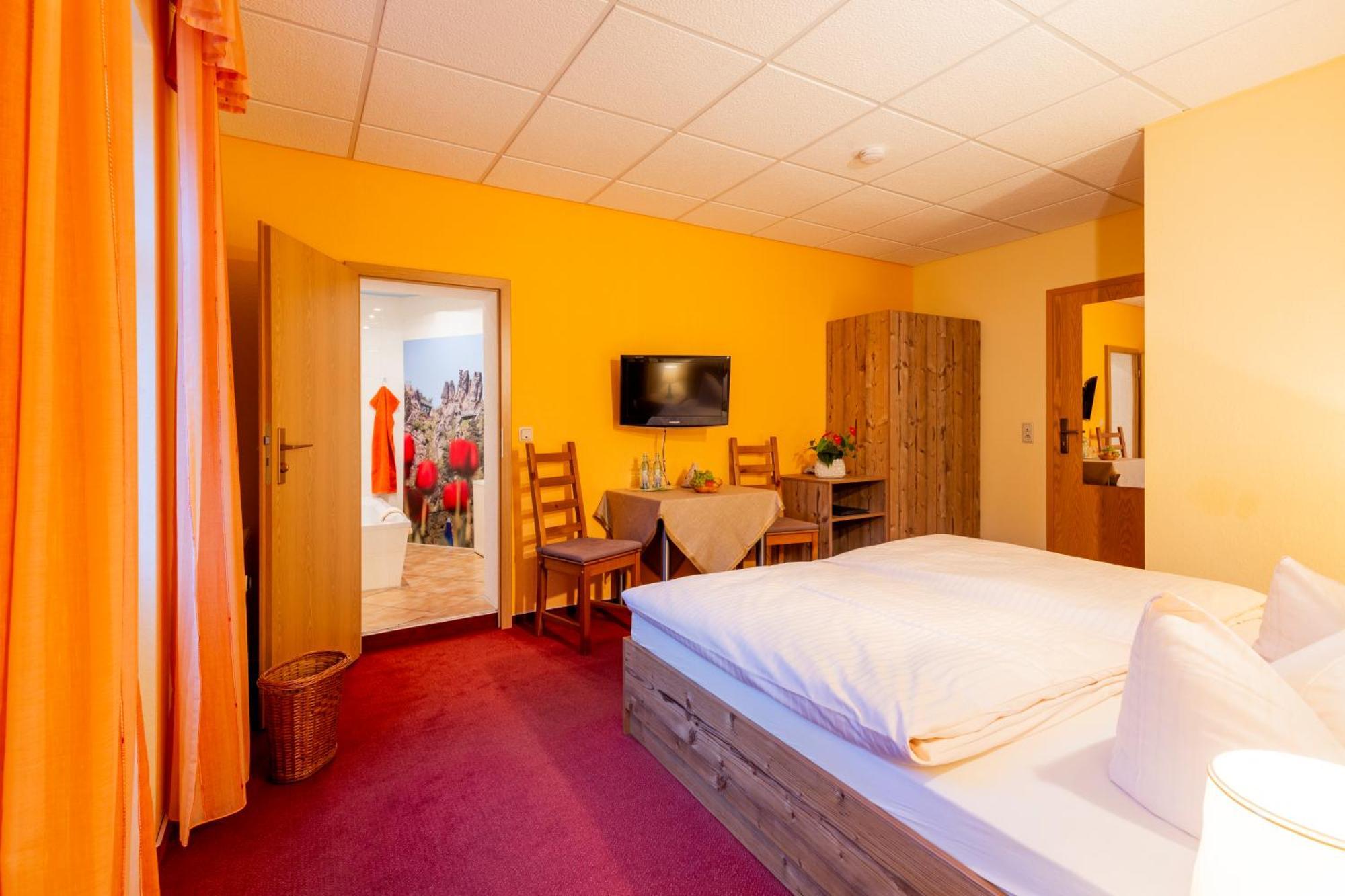 Hotel Gondelfahrt 쿠로르트존스도르프 외부 사진