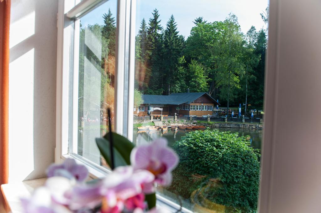 Hotel Gondelfahrt 쿠로르트존스도르프 외부 사진